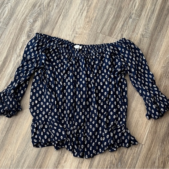 beachlunchlounge Navy Blue Floral Off-Shoulder Blouse - Picture 1 of 7